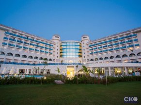 Water Side Resort and Spa