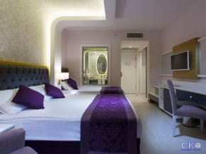 Water Side Resort and Spa