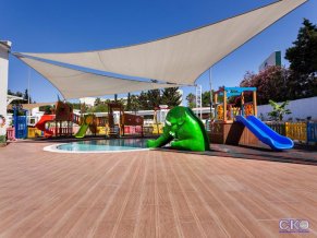 Karmir Resort and Spa