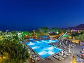 Lucida Beach Hotel