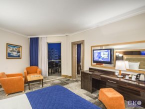 Maritim Pine Beach Resort