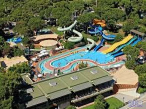 Maritim Pine Beach Resort