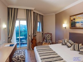 Crystal Tat Beach Golf Resort and Spa