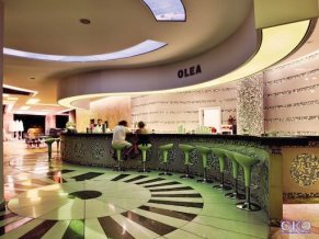 Cornelia De Luxe Resort