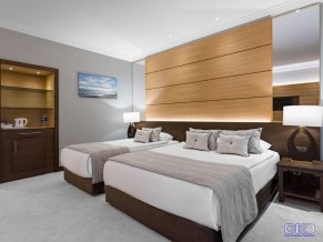 Papillon Belvil Holiday Village