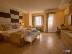 Cesars Temple De Luxe