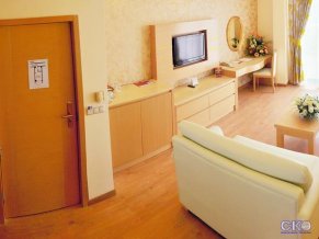 Cesars Temple De Luxe