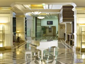 Delphin Diva Premiere