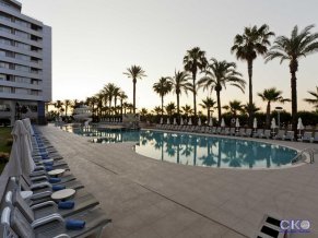 Porto Bello Hotel Resort and Spa