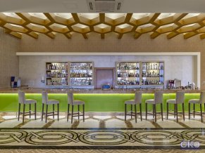 Royal Holiday Palace