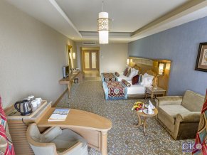 Royal Holiday Palace