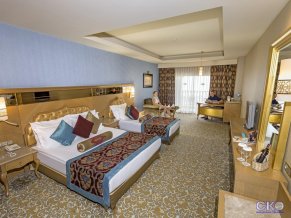 Royal Holiday Palace