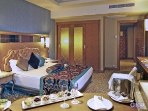 Royal Holiday Palace