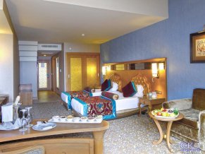 Royal Holiday Palace