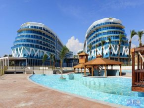 Vikingen Infinity Resort and Spa