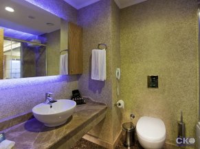 Granada Luxury Okurcalar