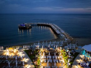 Azura Deluxe Resort and Spa