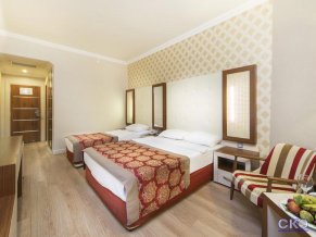 Beach Club Doganay Hotel