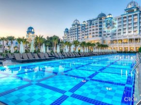 Rubi Platinum Spa Resort and Suites