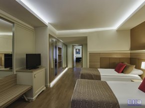 Delphin Deluxe Resort