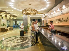 Hotel Titan Select