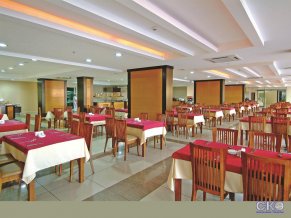 Nox Inn Beach Resort and Spa Hotel