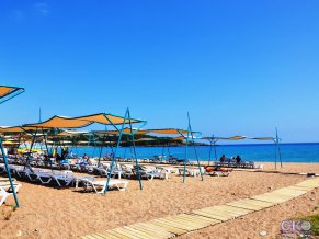 Club and Hotel Karaburun - Halal