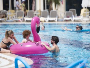 Oz Hotels Sui Resort