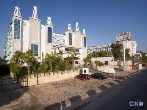Concordia Celes Hotel