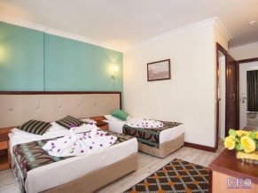 Concordia Celes Hotel