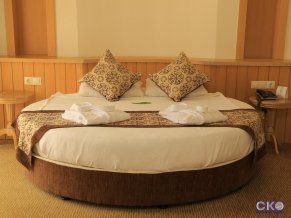 Saphir Resort and Spa