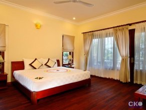 Golden Coast Resort and Spa