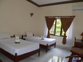 Vinh Suong Seaside Hotel and Resort