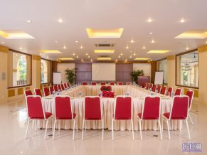 Sunny Beach Resort and Spa