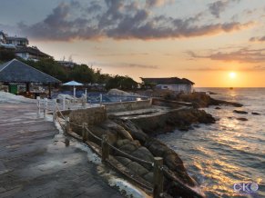 Rock Water Bay