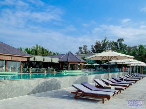 Villa Del Sol Beach Resort and Spa