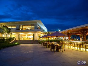 Cam Ranh Riviera Beach Resort & Spa 5*