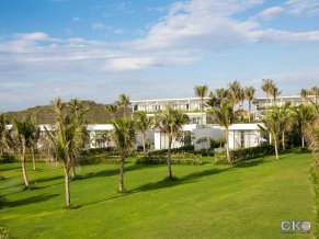 Cam Ranh Riviera Beach Resort & Spa 5*