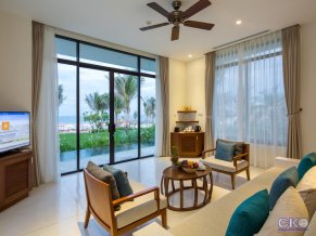 Cam Ranh Riviera Beach Resort & Spa 5*