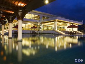 Cam Ranh Riviera Beach Resort & Spa 5*