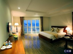 Nha Trang Palace Hotel 4*