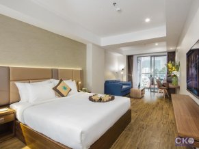 Sen Viet Premium Hotel Nha Trang 4*
