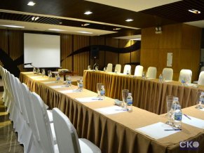 King Town Grand Hotel & Wedding Center 4*