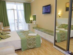 На Черноморской отель