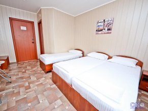 Золотая Чайка отель