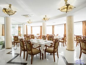 Лазурный отель