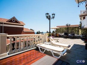 Гранатовое поместье отель