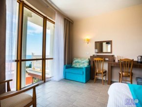 Гранатовое поместье отель