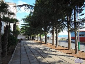 Юстас-Крым гостиничный комплекс