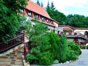 Поляна Сказок Отельный Комплекс